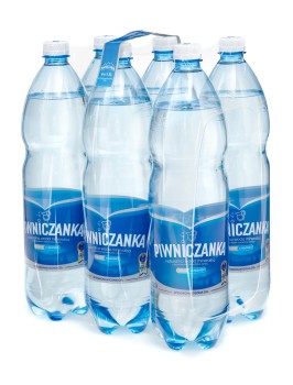 Piwniczanka Naturalna woda mineralna wysokonasycona CO2 1,5 l